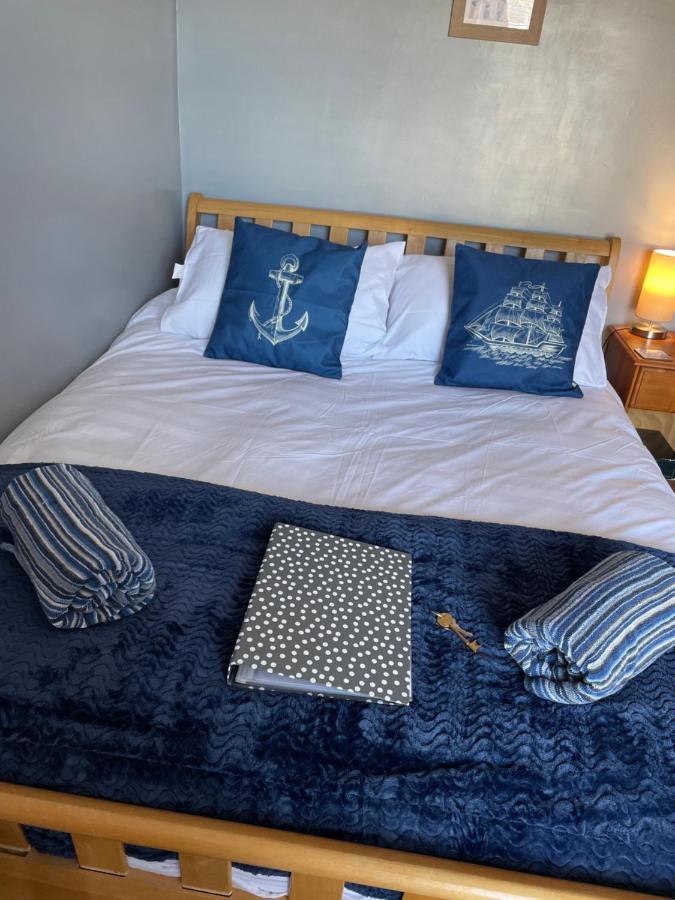 Bed and Breakfast Craig Avad Холихед Экстерьер фото