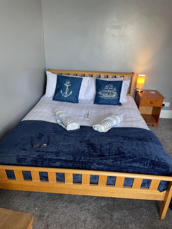 Bed and Breakfast Craig Avad Холихед Экстерьер фото